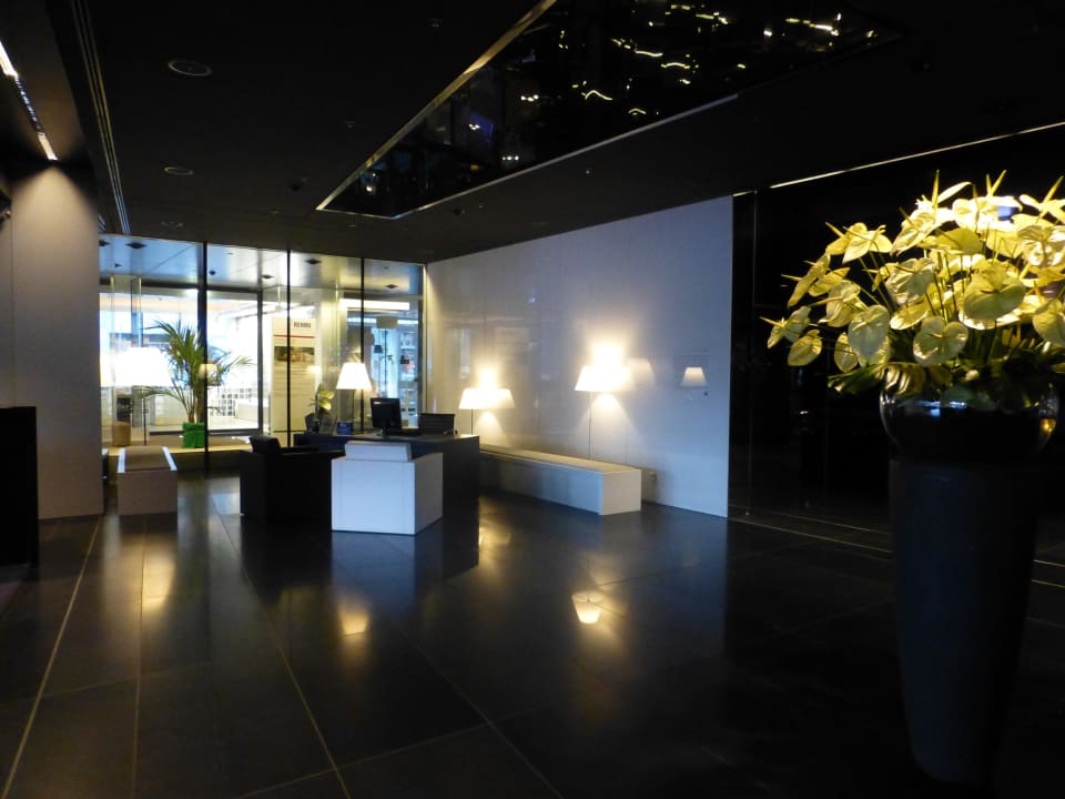 Section of lobby SO/VIENNA