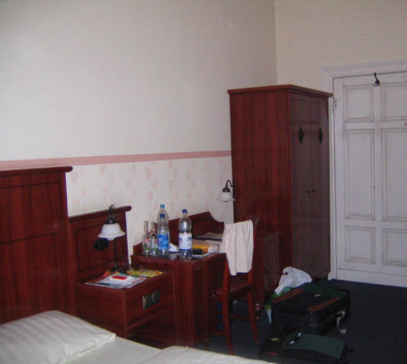 Zimmer2 Lulu Guldsmeden