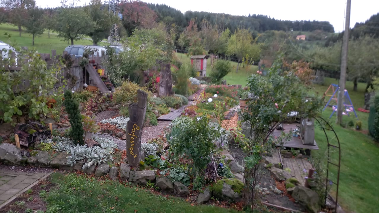Garten Ferienwohnungen Grub-Daniel-Hof