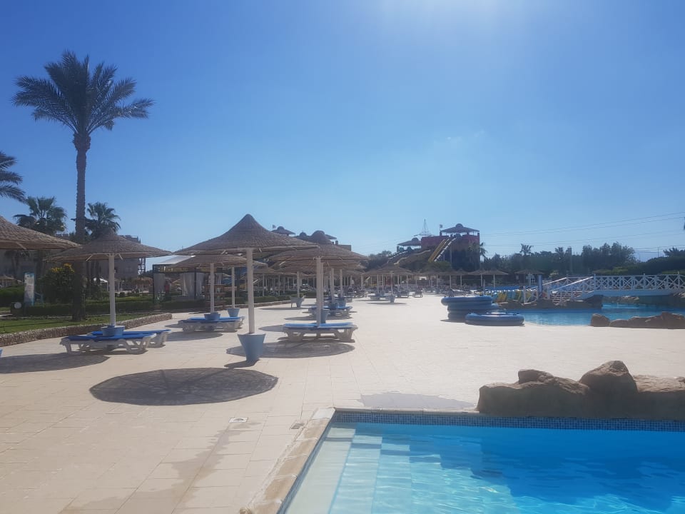 Pool Titanic Resort & Aqua Park