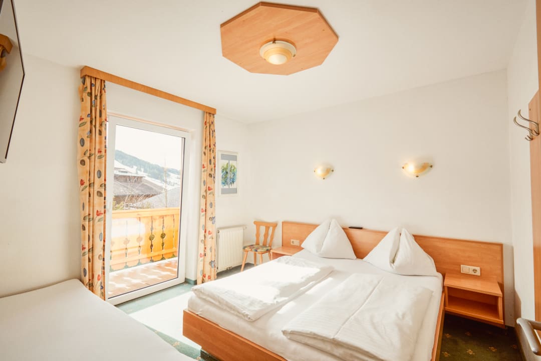 Zimmer Hotel Tatzlwurm by Alpeffect