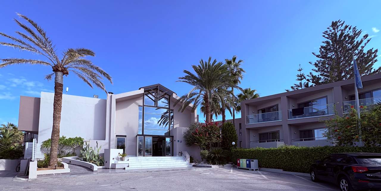Außenansicht Hotel Minos Mare Beach