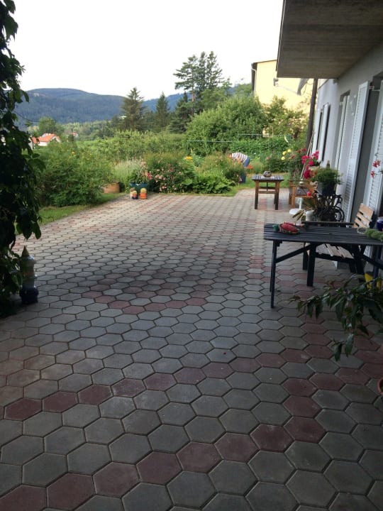 Terrasse Privatzimmer Freiinger