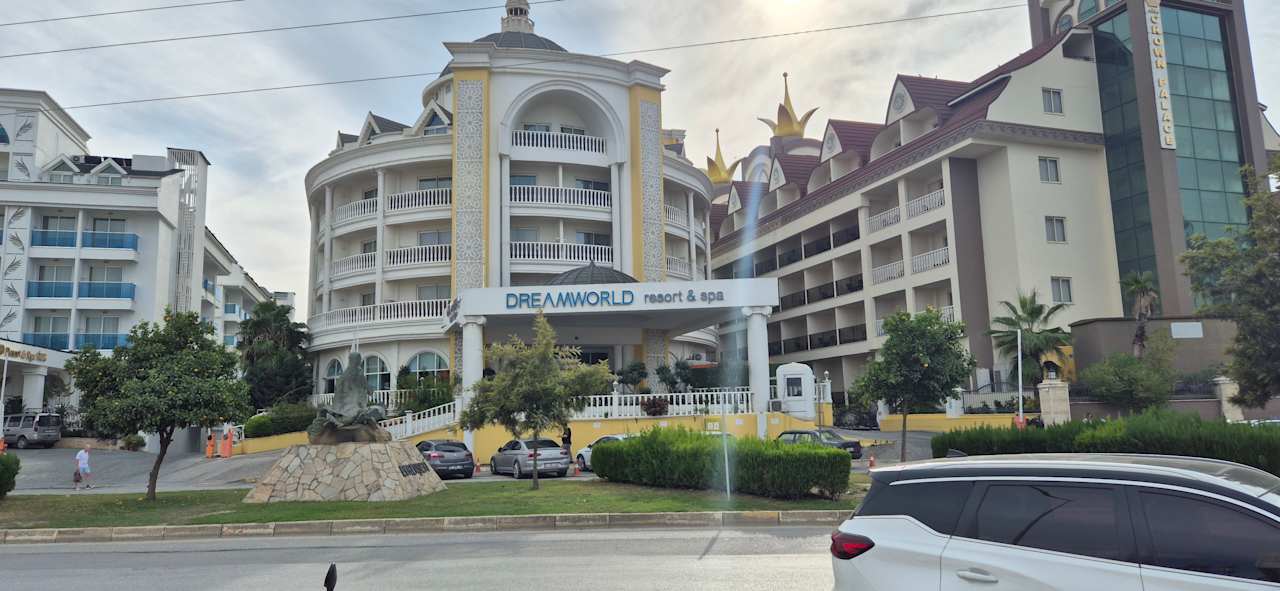 Außenansicht Dream World Resort & Spa