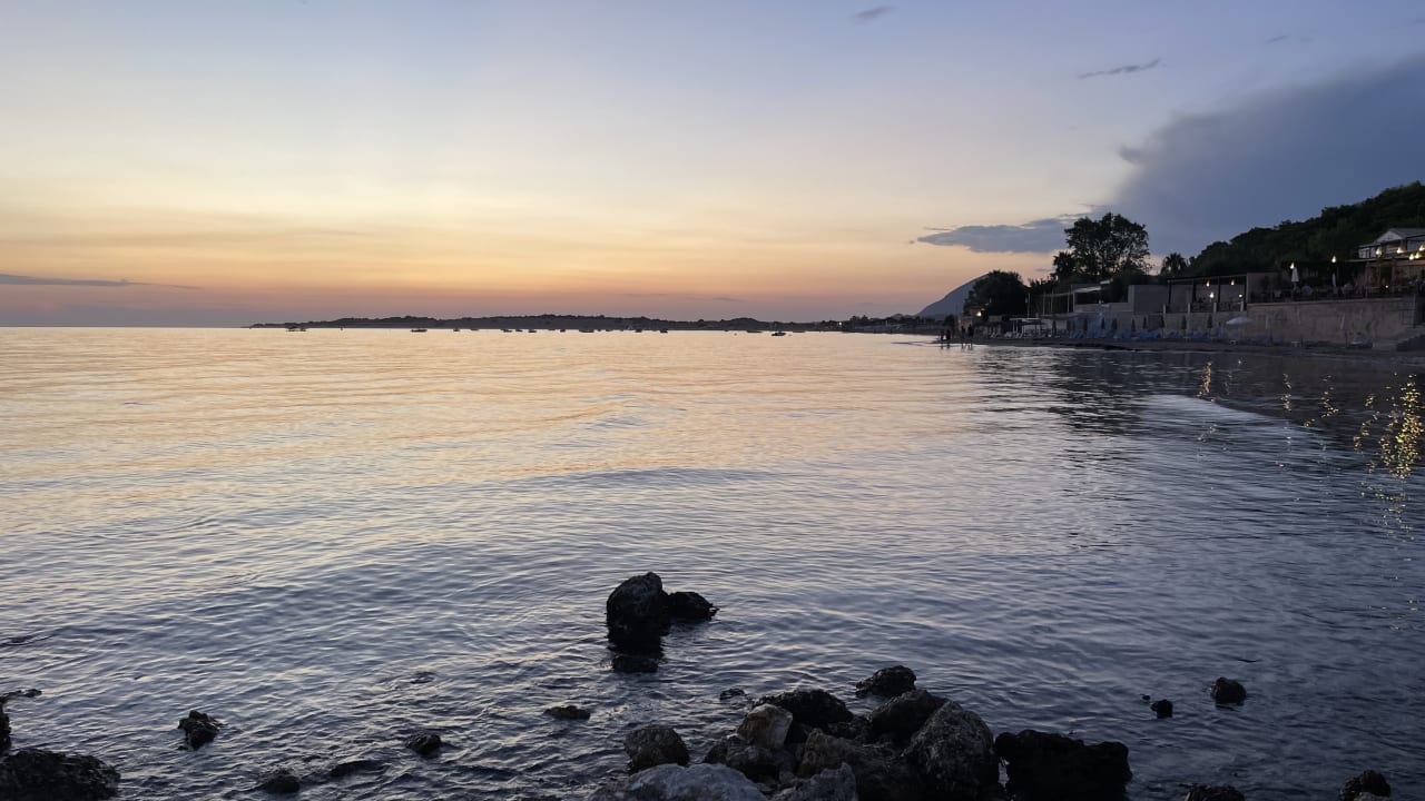 Strand Sandy Beach Resort