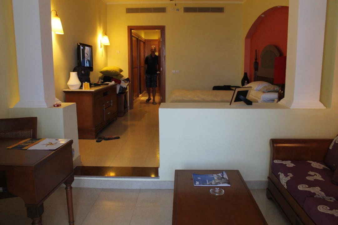 Ansicht vom Balkon durch`s Zimmer Iberostar Selection Rose Hall Suites