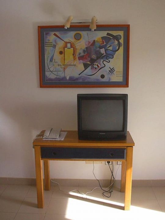 Kunst und TV BLUESEA Costa Teguise Gardens