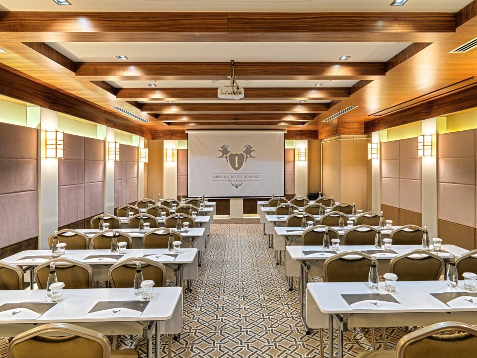Meeting Room Mercure Istanbul Bomonti