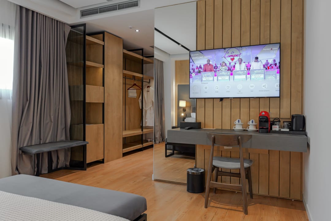 Zimmer Uji i Ftohte Hotel