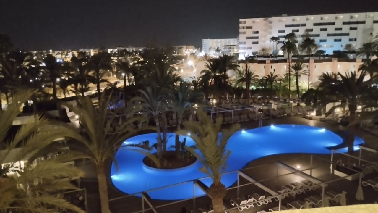 Pool Hotel Riu Papayas