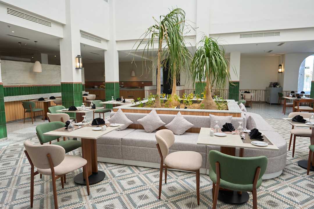 Gastro Diamond Beach by Pearl Resort