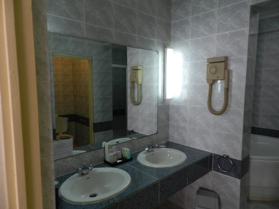 Badezimmer Superior Berjaya Beau Vallon Bay Resort & Casino