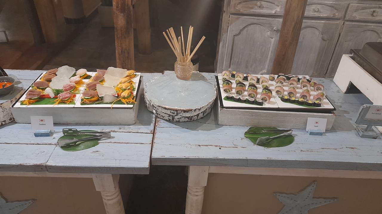 Gastro Neptune Palm Beach Boutique Resort & Spa
