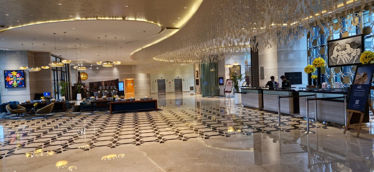 Lobby Pullman New Delhi Aerocity