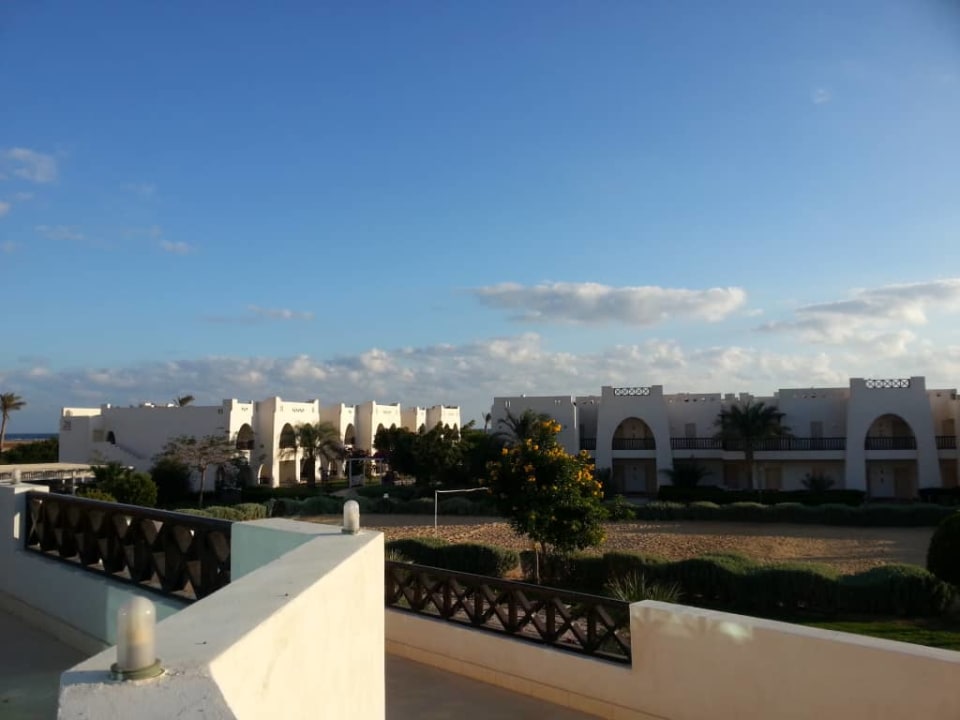 Widok z budynku lobby Hilton Marsa Alam Nubian Resort