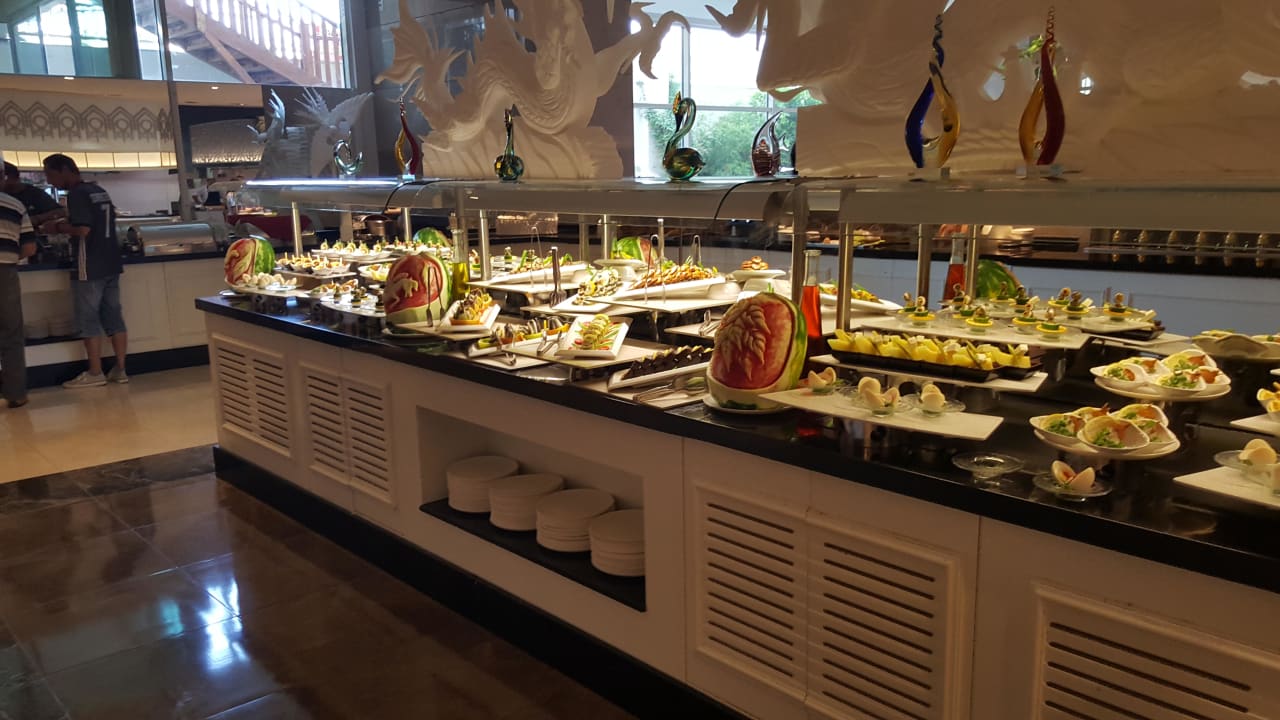 Lecker Well Palace Side