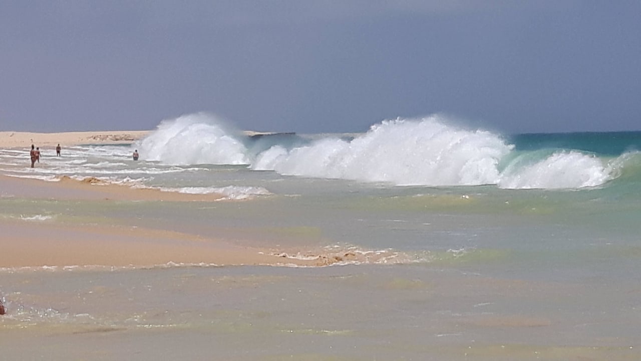 Meist 2-3 Meter hoch Hotel Riu Touareg