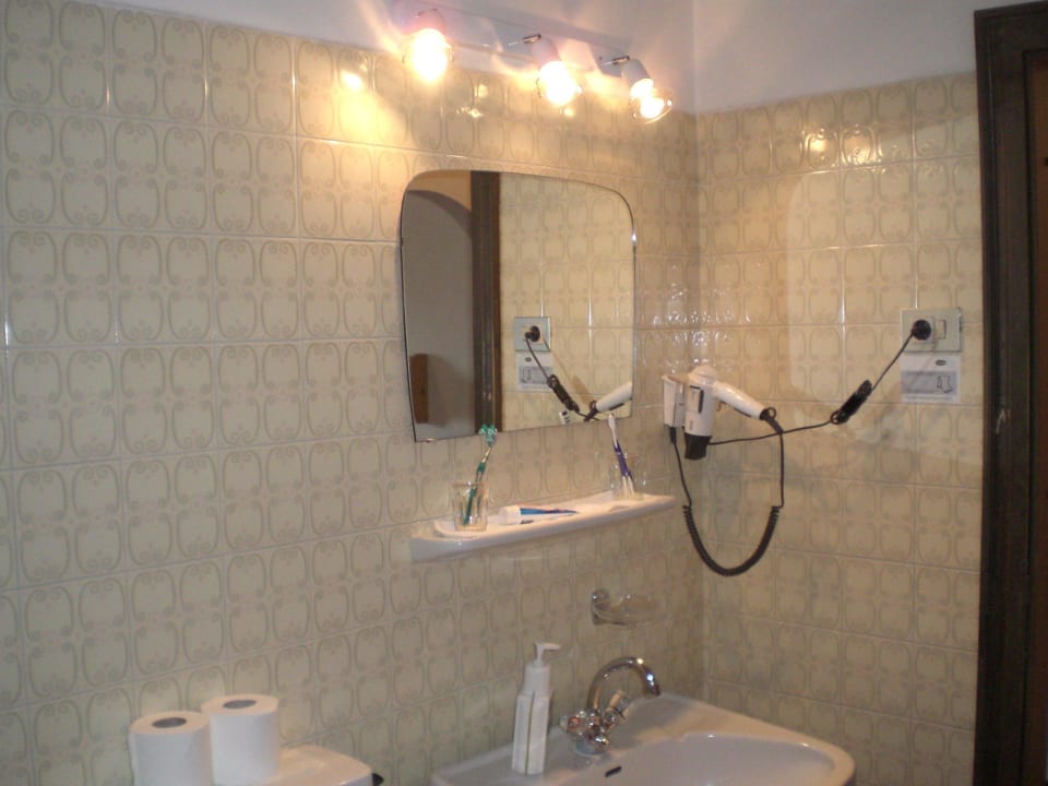 Bad Zimmer 101 Hotel Kirchenwirt