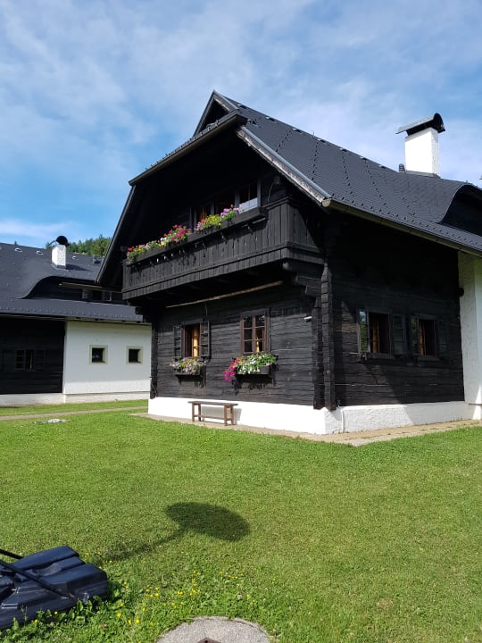 Außenansicht Naturel Hoteldorf Seeleitn