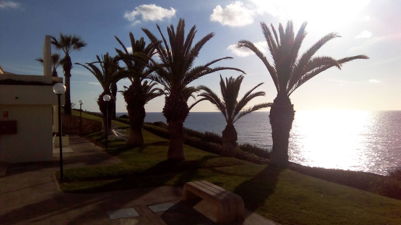 Immer direkt am Meer blau punta reina