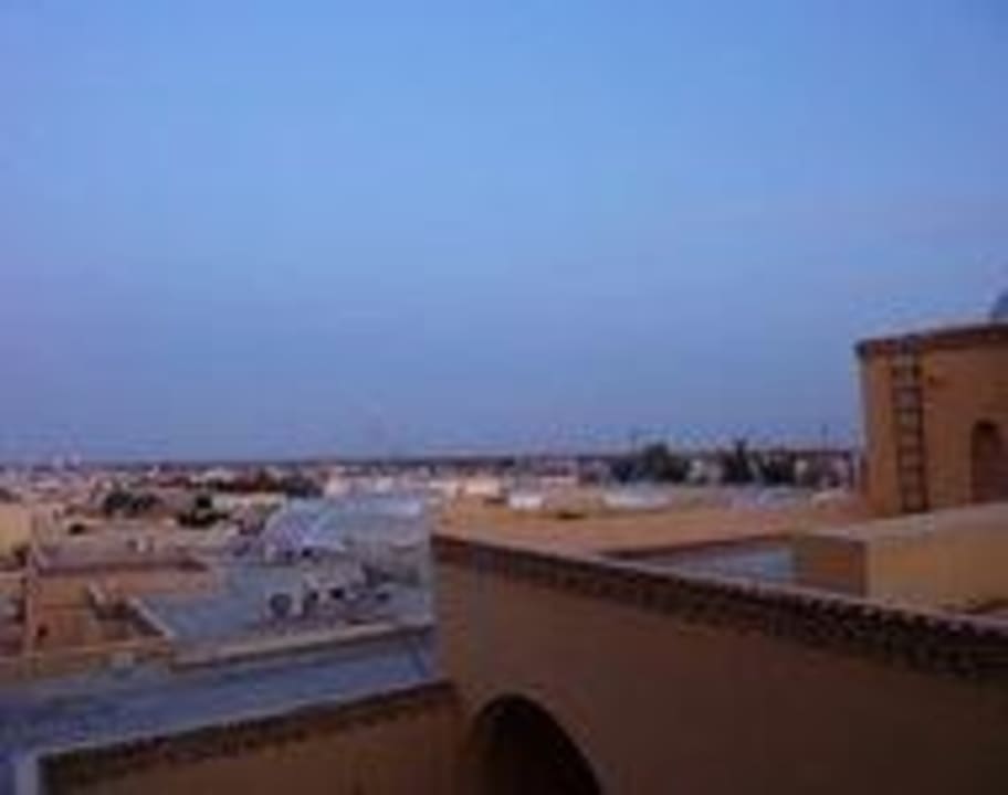 Widok na miasto z najwyzszego punktu hotelu Hotel Ksar Djerid