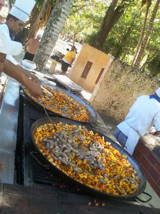 Strandpaella Iberostar Waves Costa Dorada