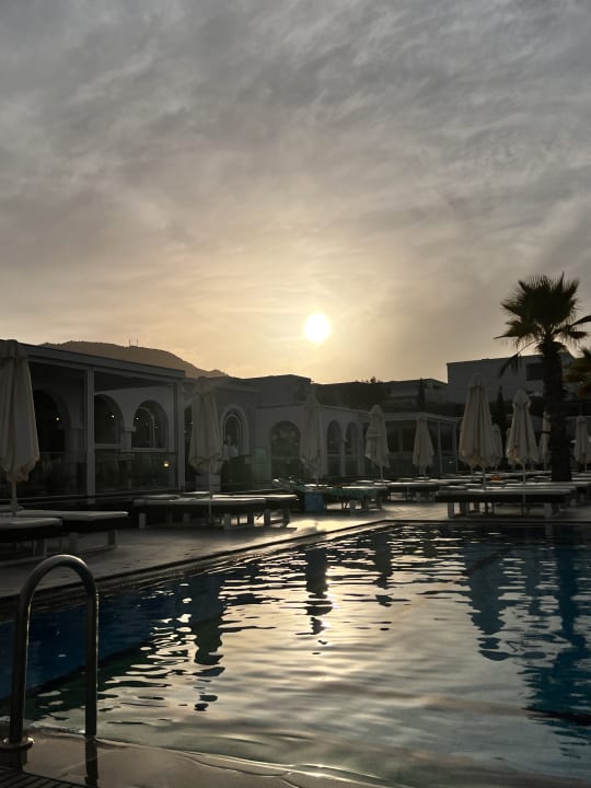 Pool Anemos Luxury Grand Resort