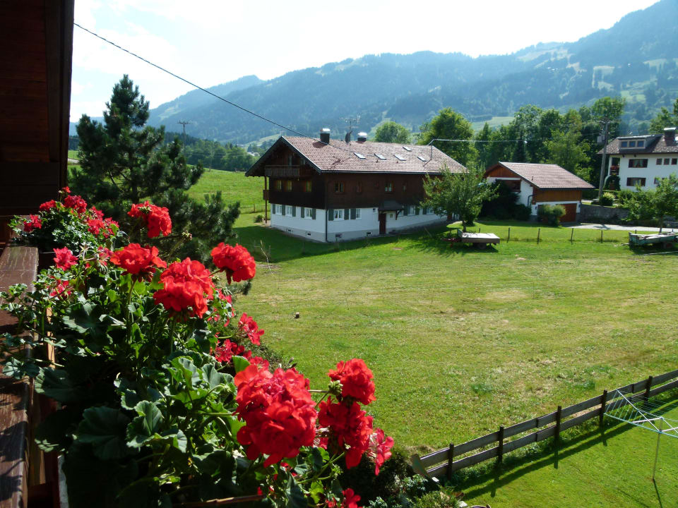 Ausblick vom Balkon Gästehaus Wechs