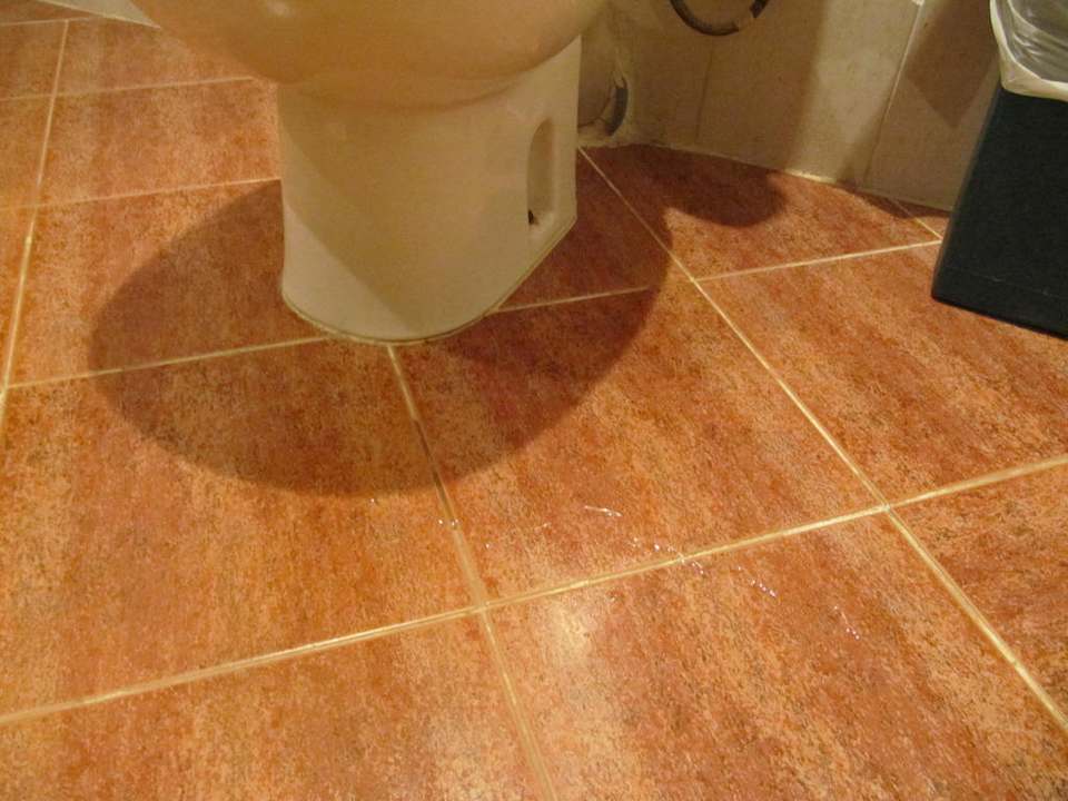 WC undicht Hotel Hauza Beach Resort