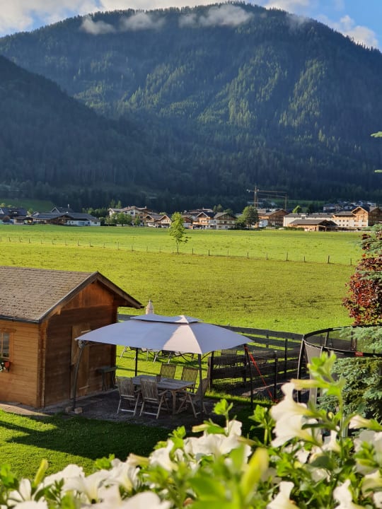 Gartenanlage Alpines Gourmet Hotel Montanara