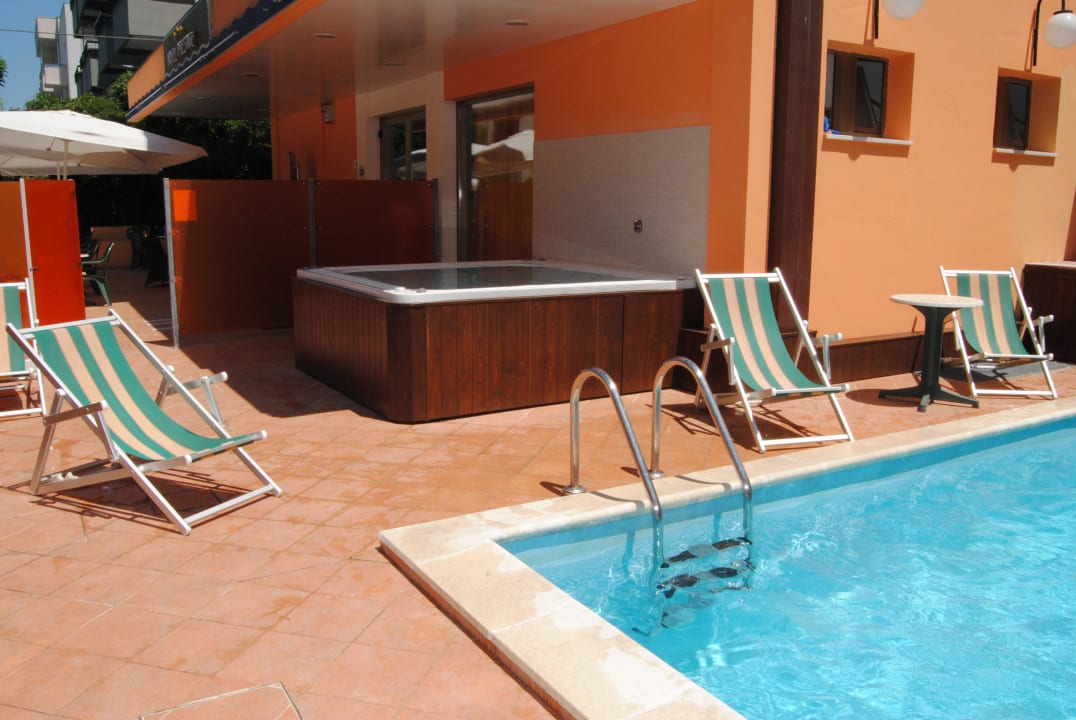 Piscina hotel prestige rimini Hotel Prestige Rimini