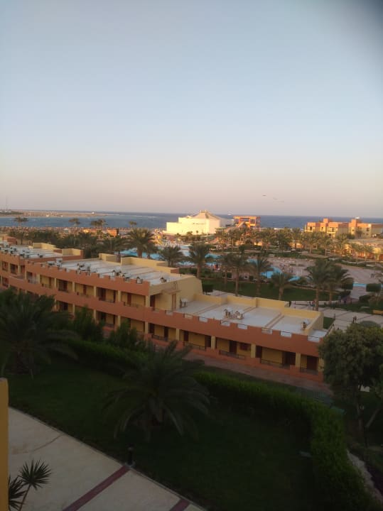 Außenansicht Malikia Resort Abu Dabbab