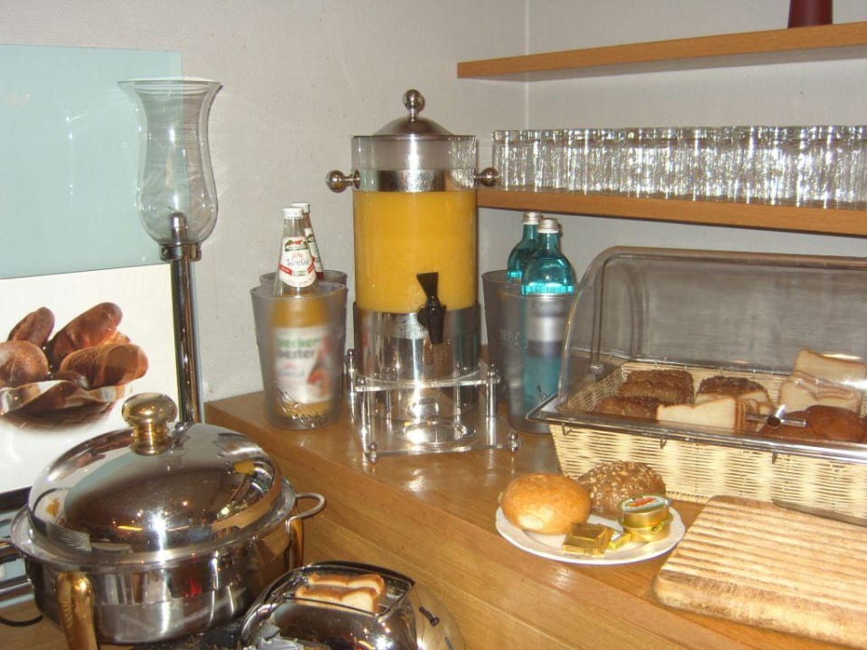 Frühstücksbuffet Garner Hotel Hamburg - Wandsbek Marktplatz