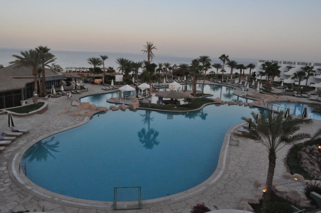 Baseny z morską wodą Safir Sharm Waterfalls Resort