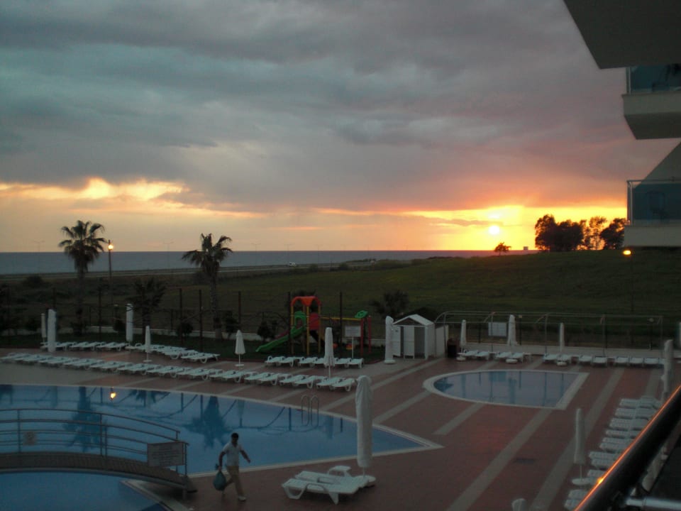 Sehr schöne blick bis zu Meer Cenger Beach Resort & Spa