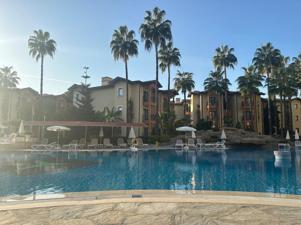 Pool Miramare Queen Hotel