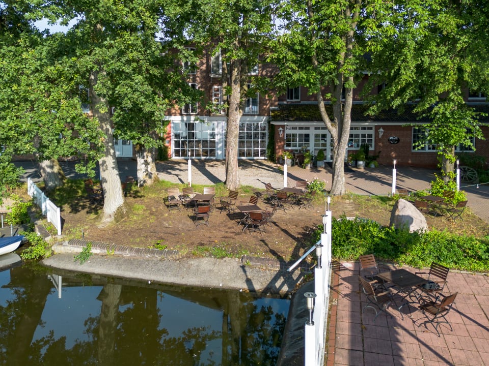 Außenansicht Bokel-Mühle am See