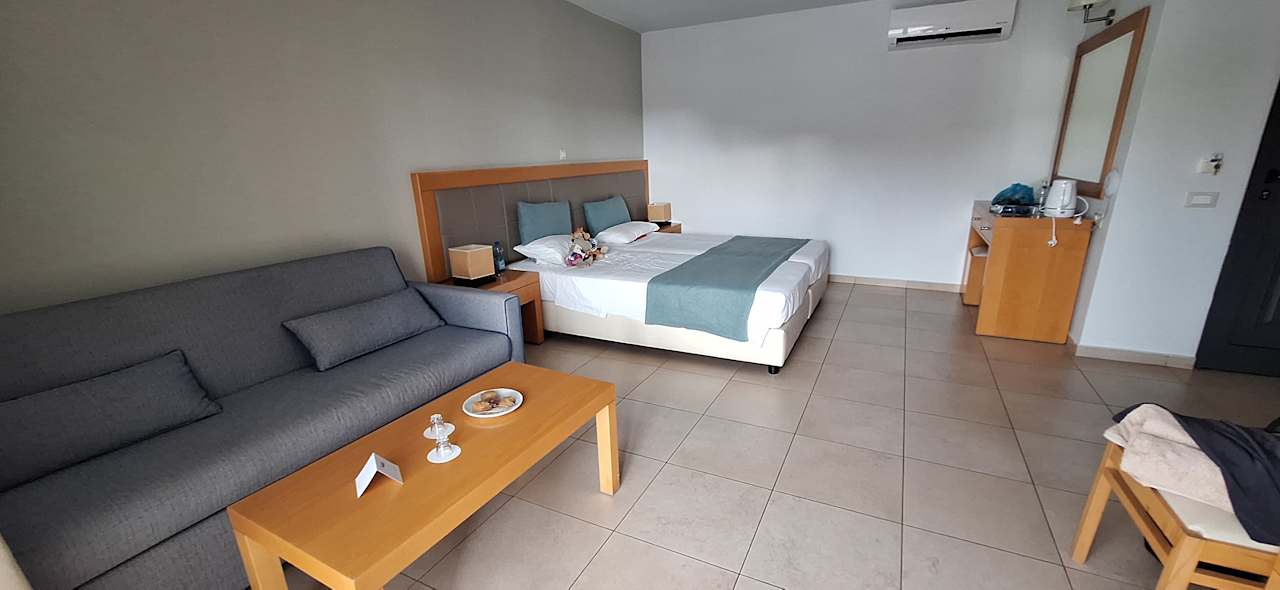 Zimmer Ariadne Beach Hotel