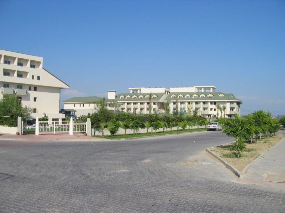 Hotel inkl. neustem Teil rechts Side Breeze Hotel