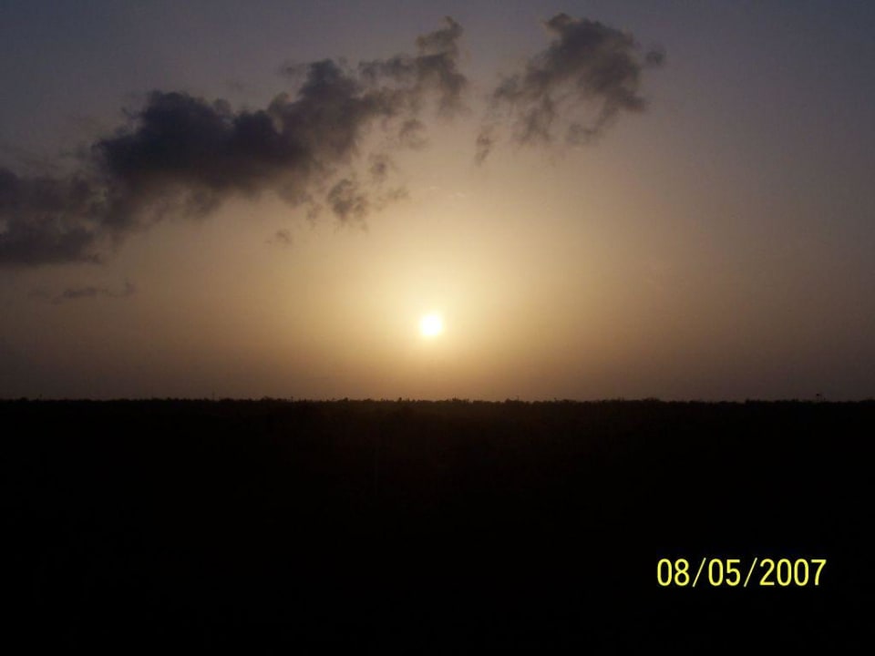 Sonnenuntergang Akumal Bay Beach & Wellness Resort