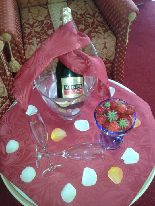 Amore Mio Schlössl Hotel Kindl