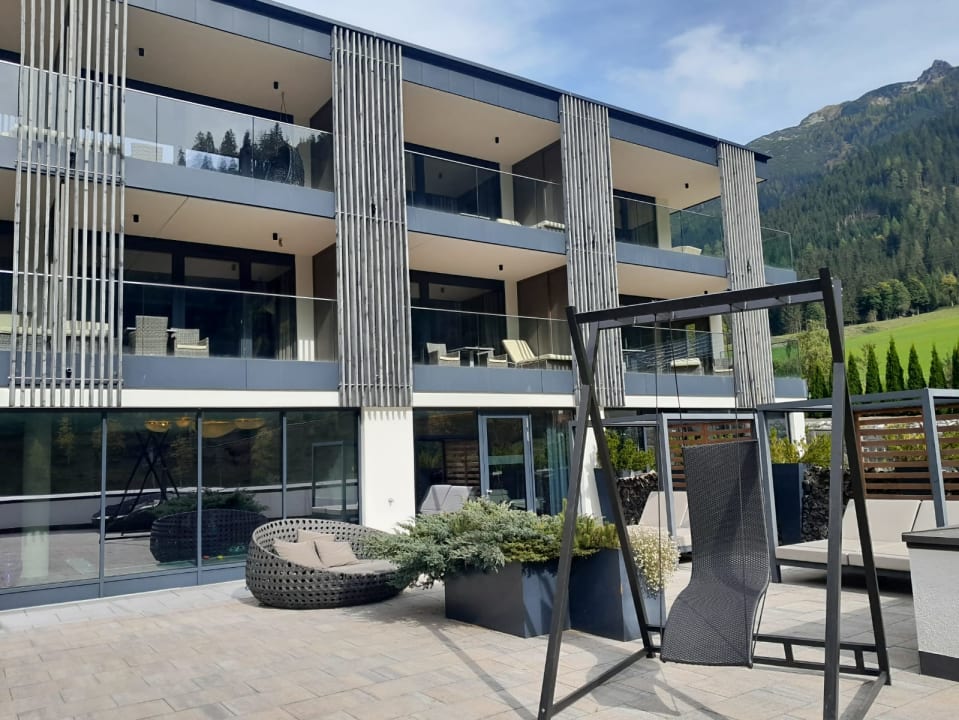 Außenansicht Lürzerhof - luxury.nature.spa