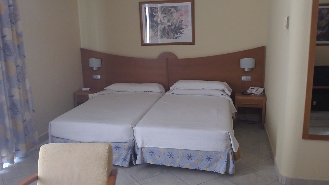 Teilbereich des Zimmers Abora Catarina by Lopesan Hotels