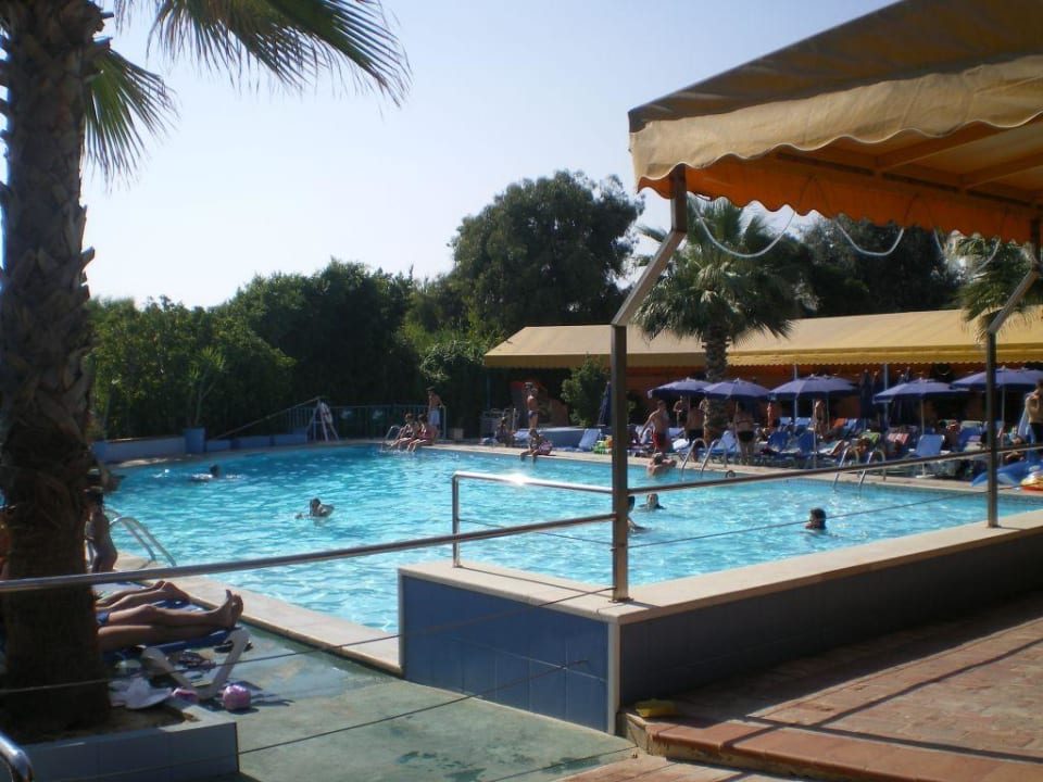 Poolansicht  Monica Isabel Beach Club