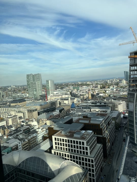 Ausblick INNSIDE by Meliá Frankfurt Eurotheum