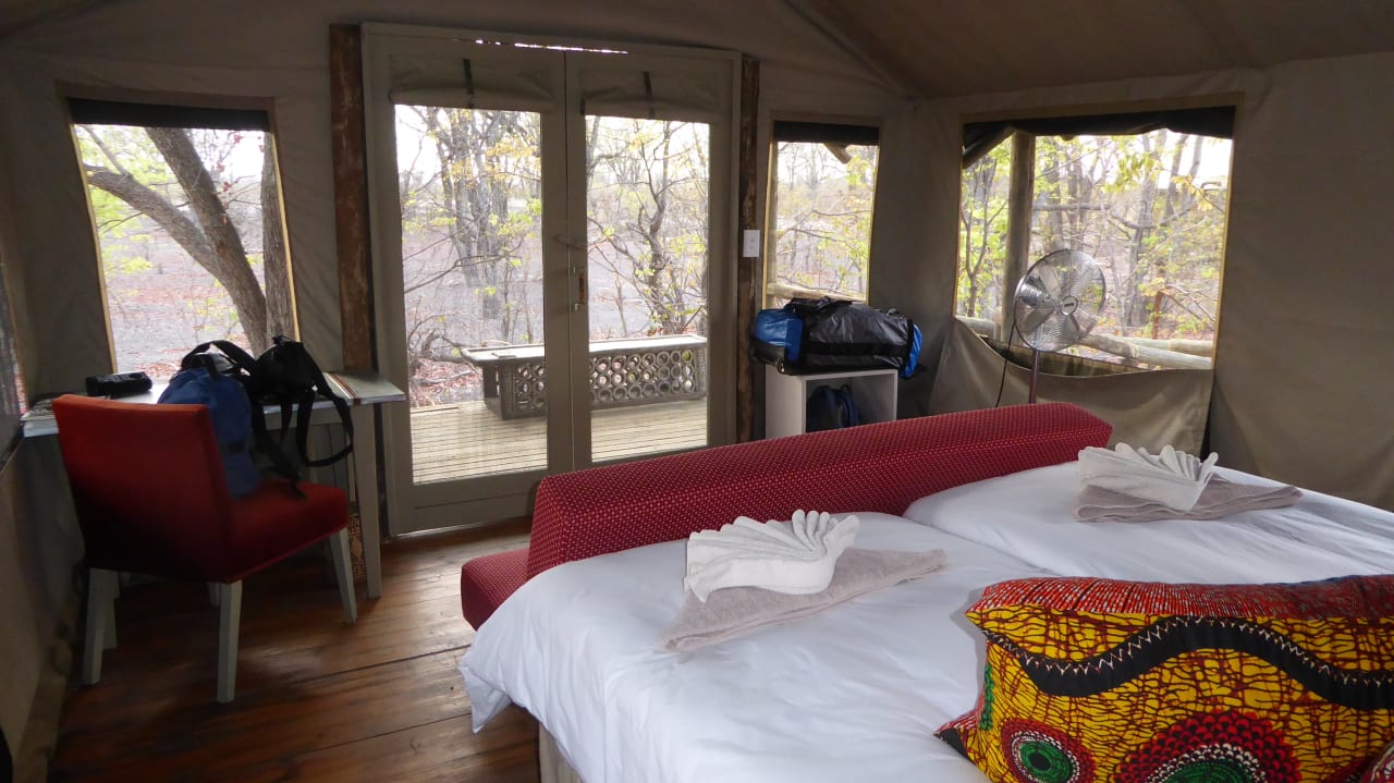 Zimmer Hyena Pan Tented Camp