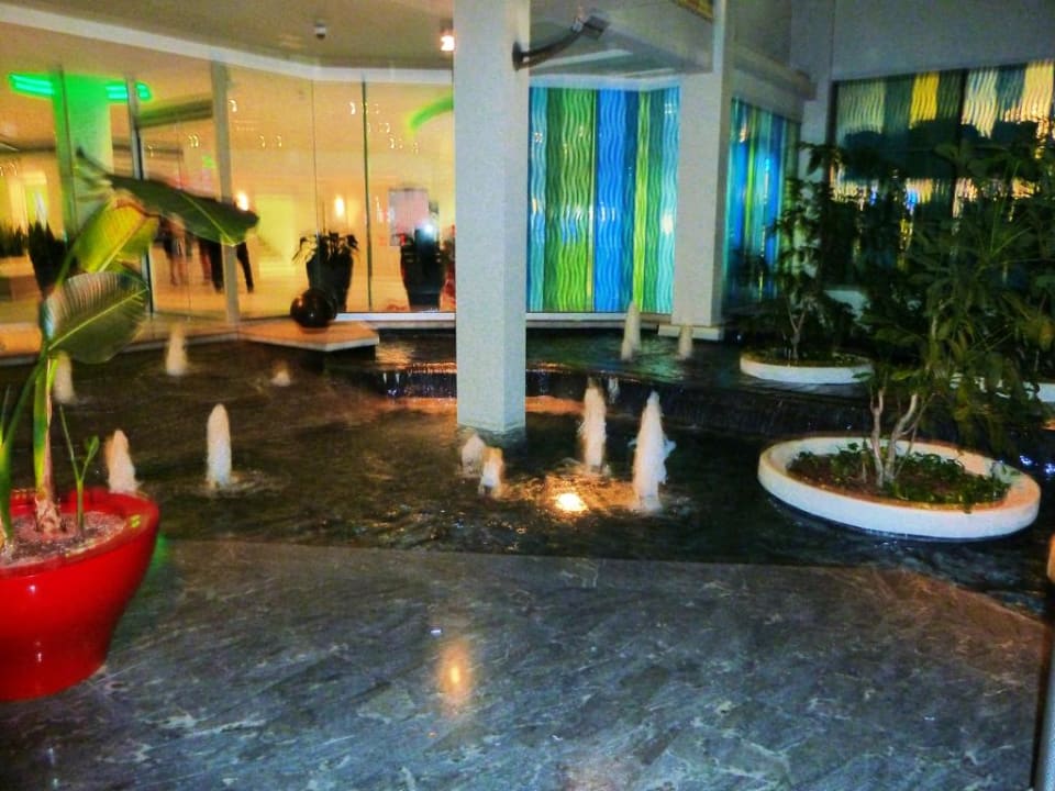 Eingangsbereich ( außen ) Hotel La Concha Renaissance Resort