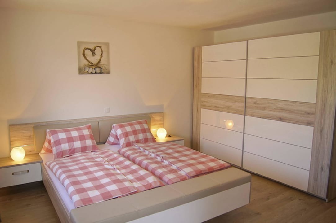 Schlafzimmer Kaiserkrone Ferienhaus Mitterer