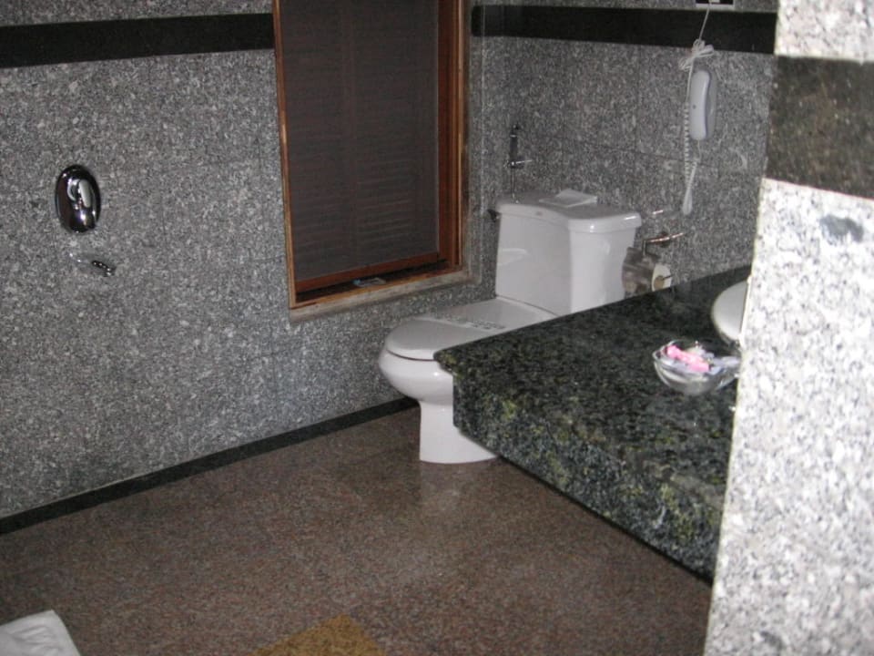 Bad Hotel Hoang Anh Resort Dalat