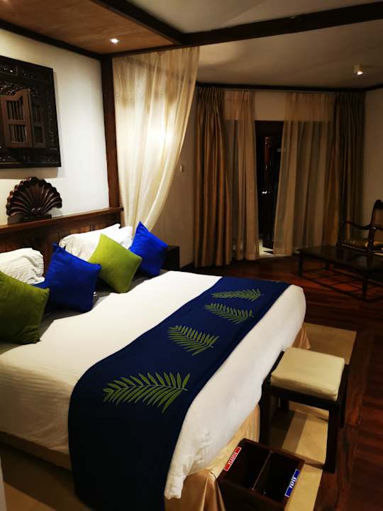 Zimmer Royal Palms Beach Hotel